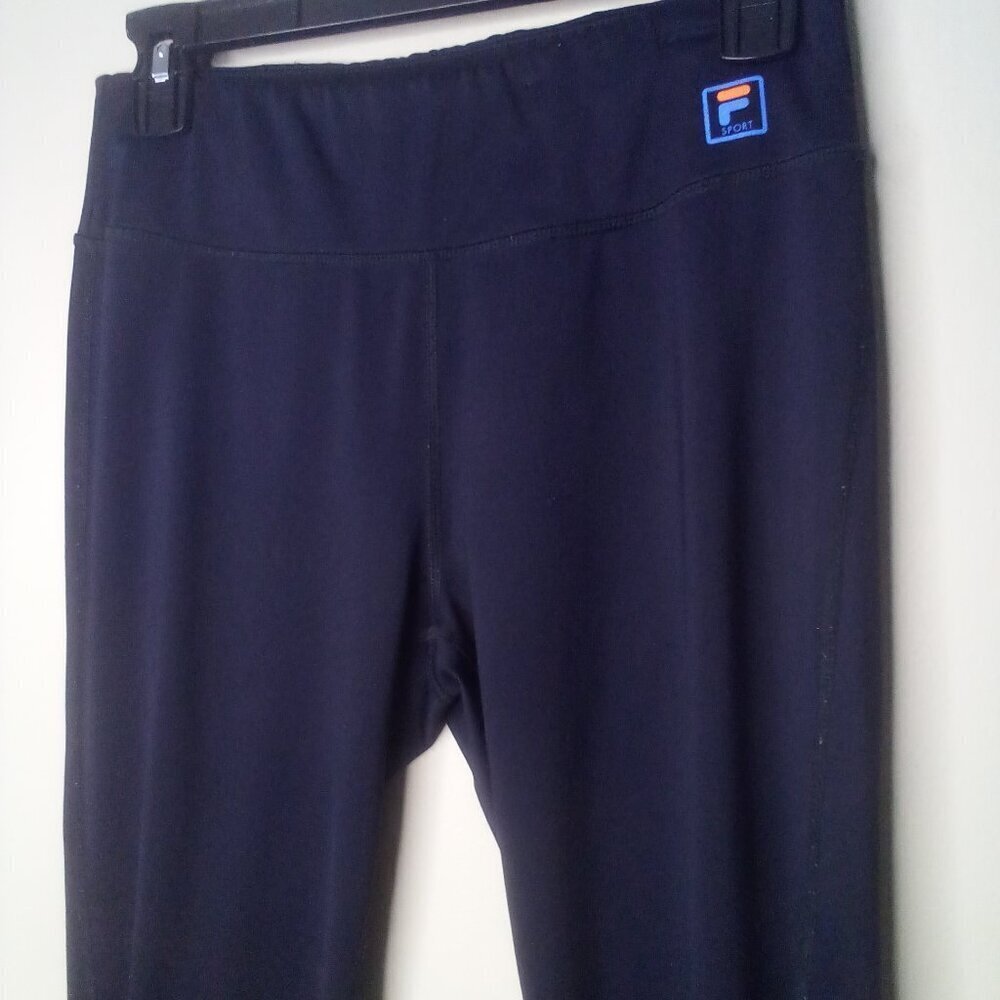 Fila Capri Leggings Women M Sport Active Leg Cut-Out Zip Pocket Black - Picture 3 of 13